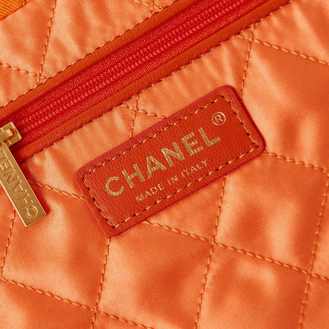 CC CLASSIC MEDIUM 37 BAG IN SAFETY ORANGE CANVAS