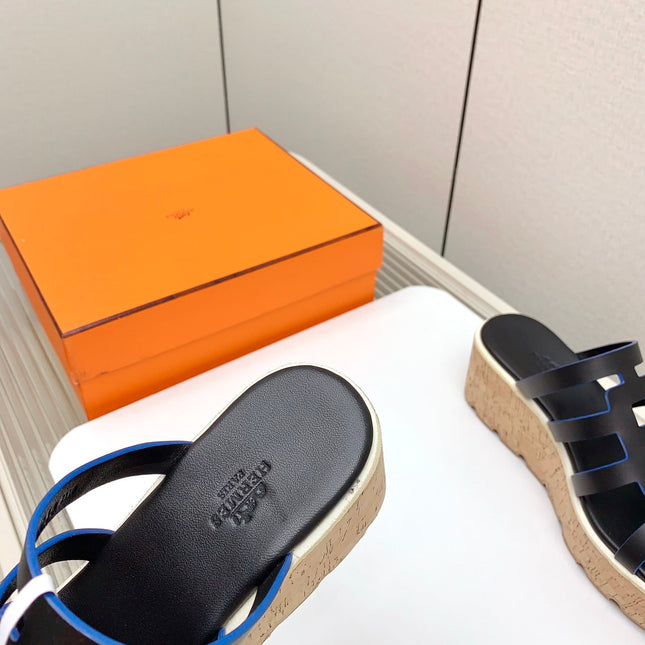 ISABELLA 30 SANDAL IN BLACK CALFSKIN