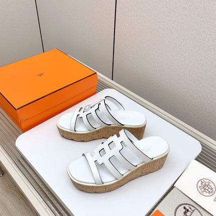 ISABELLA 30 SANDAL IN WHITE CALFSKIN