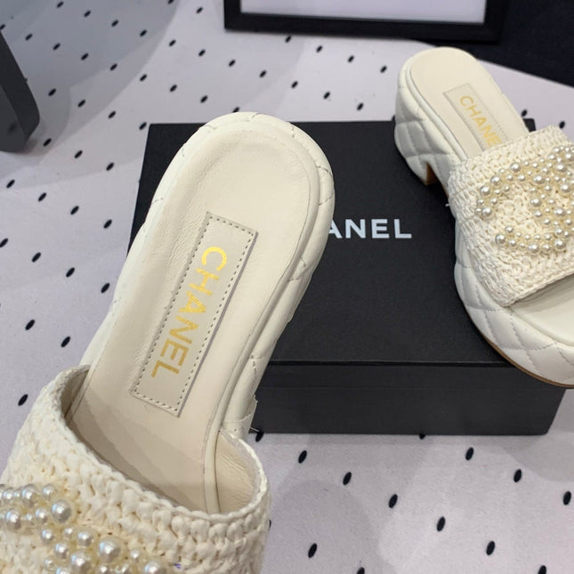 Double CC pearl platform sandals Sheepskin White