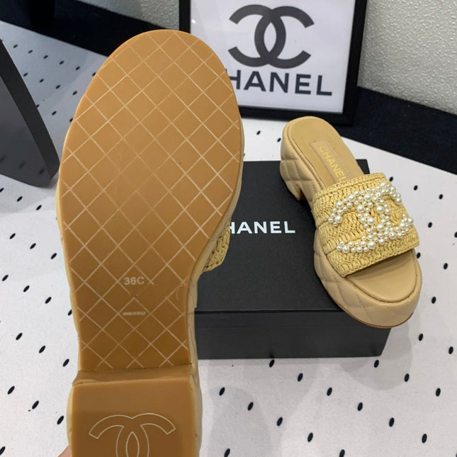 Double CC pearl platform sandals Sheepskin Fawn Yellow