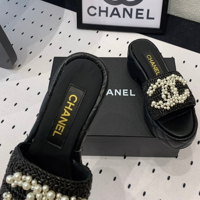 Double CC pearl platform sandals Sheepskin Black