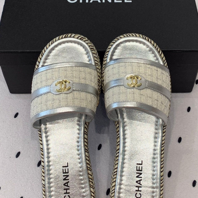 Double CC Women Silver Slippers Calfskin