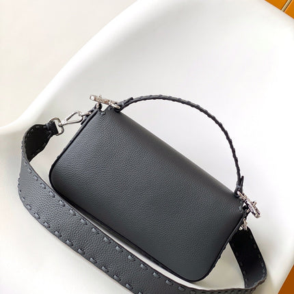 Fend Baguette 27 Bag Black Calfskin Shw