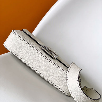Fend Baguette 27 Bag White Calfskin Shw