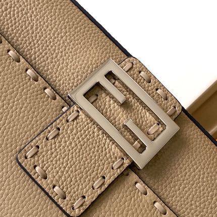 Fend Baguette 27 Bag Brown Calfskin Shw