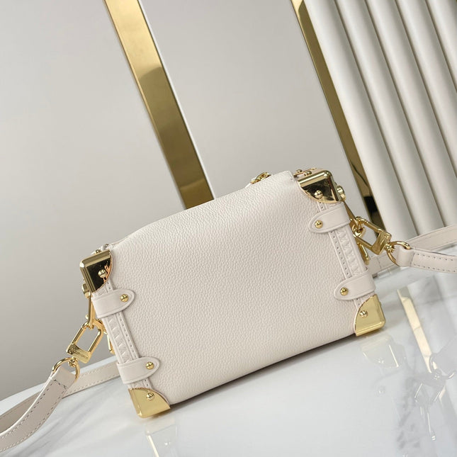 SIDE TRUNK MINI 18 IN WHITE CALFSKIN GOLD HARDWARE