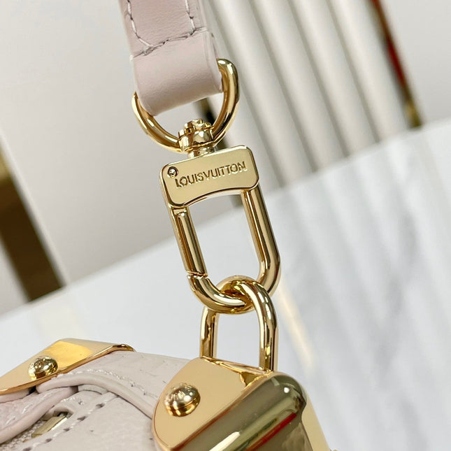 SIDE TRUNK MINI 18 IN WHITE CALFSKIN GOLD HARDWARE