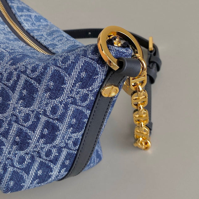 DIORSTAR 28 HOBO BAG WITH CHAIN BLUE DENIM OBLIQUE JACQUARD