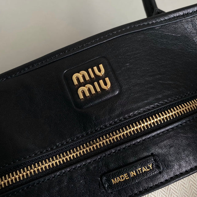 LARGE HANDBAG 40 IN BLACK CALFSKIN