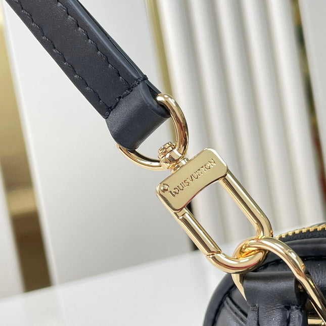 NANO ALMA 18 IN BLACK QUILTED LAMBSKIN GOLD HARDWARE