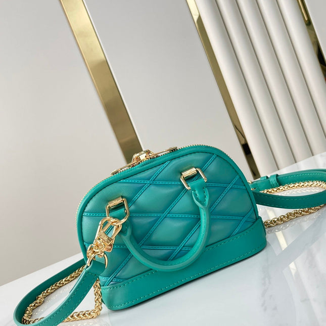 NANO ALMA 18 IN TURQUOISE QUILTED LAMBSKIN GOLD HARDWARE
