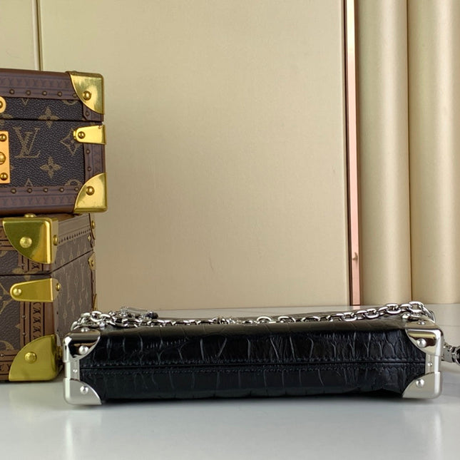 SLIM TRUNK 23 IN BLACK CROCODILE PATTERN CALFSKIN SILVER HARDWARE