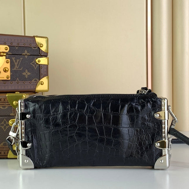 SLIM TRUNK 23 IN BLACK CROCODILE PATTERN CALFSKIN SILVER HARDWARE