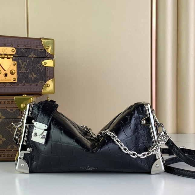 SLIM TRUNK 23 IN BLACK CROCODILE PATTERN CALFSKIN SILVER HARDWARE