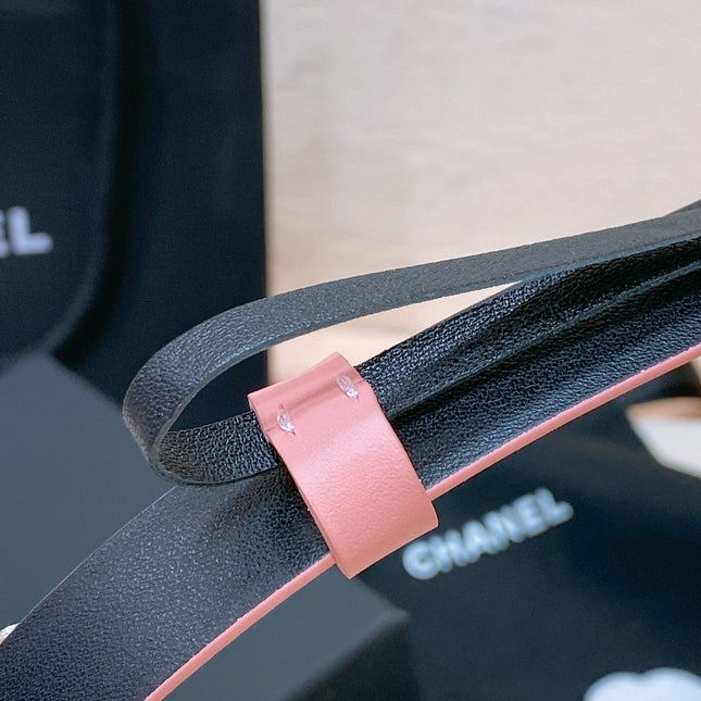 CC BELT 20MM IN SALMON PINK CALFSKIN GOLD HARDWARE ATTACH PEARLS