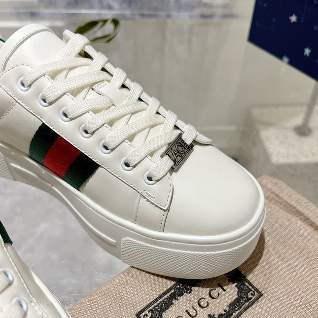 GG ACE 30 SUPREME TRAINER WHITE CALFSKIN