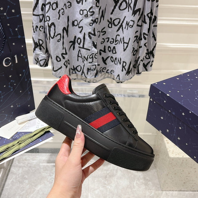 GG ACE 30 SUPREME TRAINER BLACK CALFSKIN