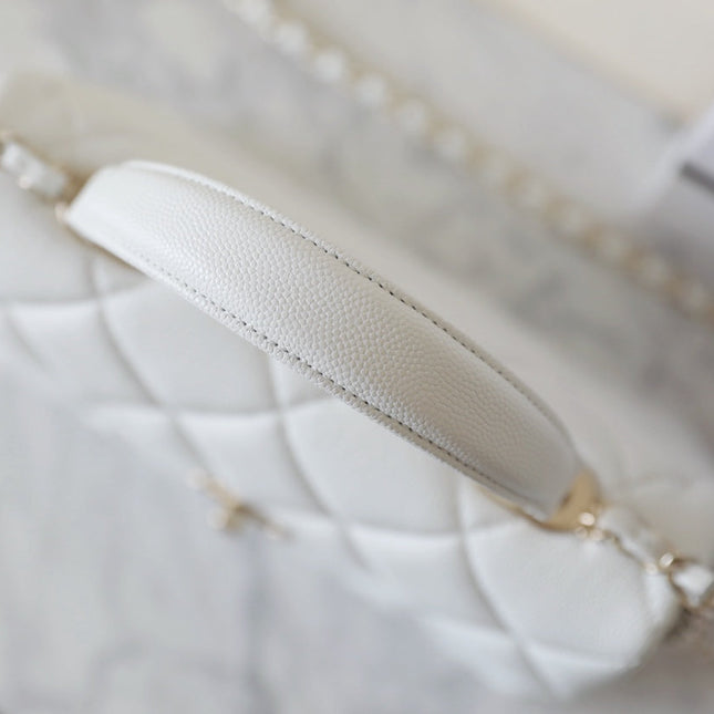 CHANEL 25S FLAP BAG 21 CM IN WHITE LAMBSKIN WITH GOLD HARDWARE