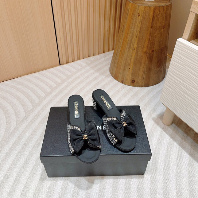 CC HIGH HEEL BLACK SATIN WITH WHITE RHINESTONES