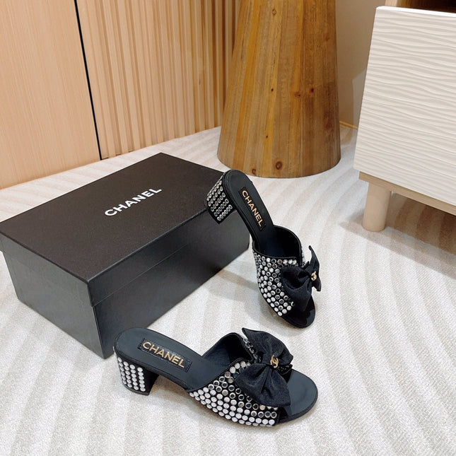 CC HIGH HEEL BLACK SATIN WITH WHITE RHINESTONES