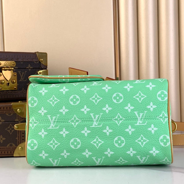 SPEEDY P9 BANDOULIÈRE 25 IN EMERALD GREEN MONOGRAM CALFSKIN