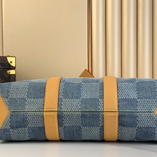 WEEKEND TOTE BAG 43 IN BLUE DAMIER DENIM 3D