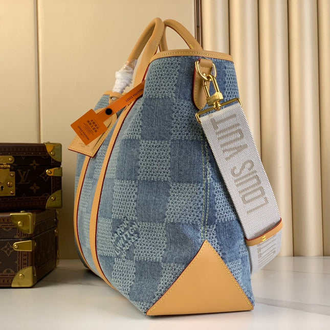 WEEKEND TOTE BAG 43 IN BLUE DAMIER DENIM 3D