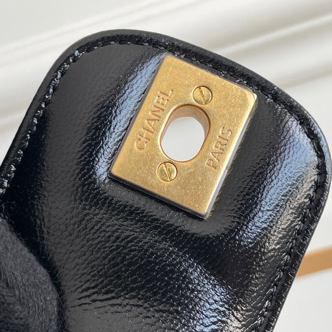 CC MEDIUM 23 BAG WITH HANDLE IN BLACK LAMBSKIN