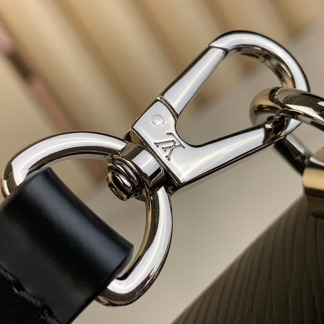 TWIST MM 23 IN BLACK EPI LEATHER GOLD AND SILVER HARDWARE