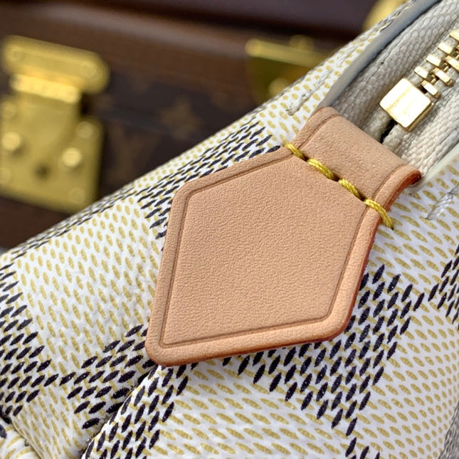 COSMETIC POUCH PM 19 IN WHITE GRAY DAMIER AZUR CANVAS