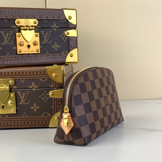 COSMETIC POUCH PM 19 IN BROWN DAMIER EBENE CANVAS