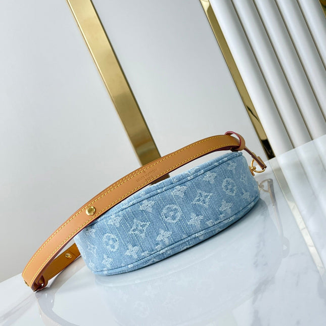 LOOP 29 IN BLUE MONOGRAM DENIM GOLD HARDWARE