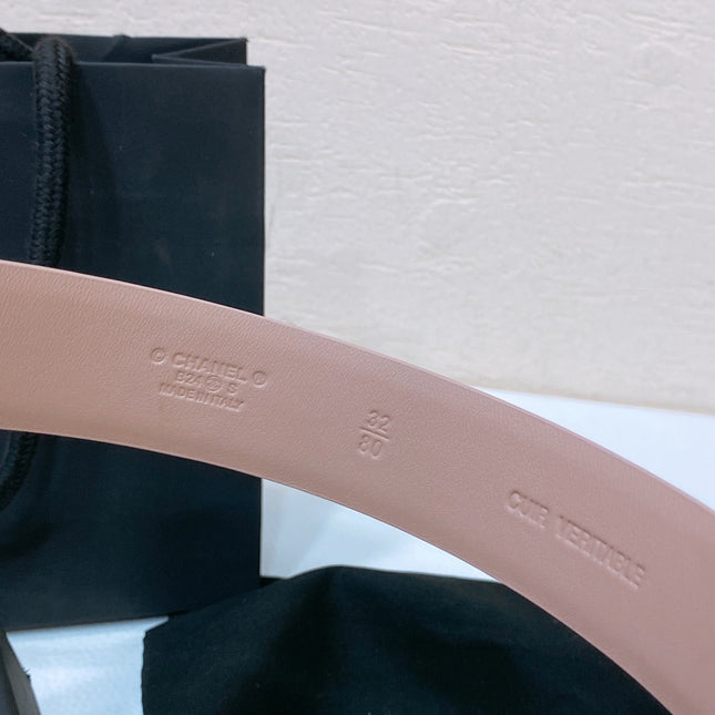 CC BELT 30 MM IN PEACHY PINK CALFSKIN WITH COLORFUL RHINSTONES METAL LOGO