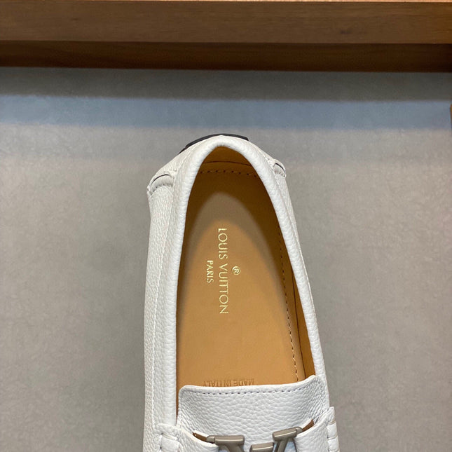 LV LOAFER IN WHITE WRINKLE CALFSKIN WITH SILVER LOGO