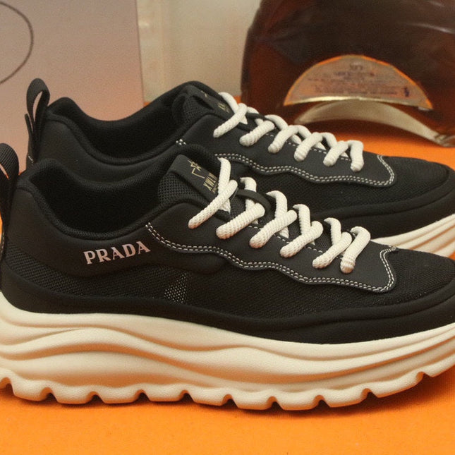 PRA SNEAKER IN BLACK CALFSKIN AND BREATHABLE MESH