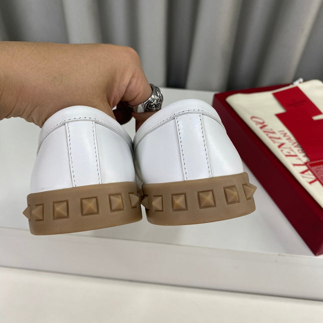 LEISURE FLOWS SPLIT LOAFER IN WHITE CALFSKIN