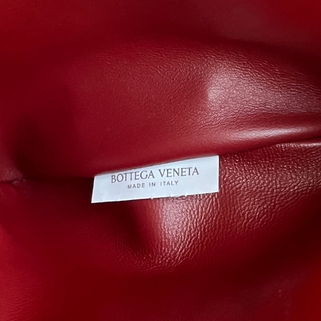 SOLSTICE HEART SHAPE 22 IN LIPSTICK RED LAMBSKIN