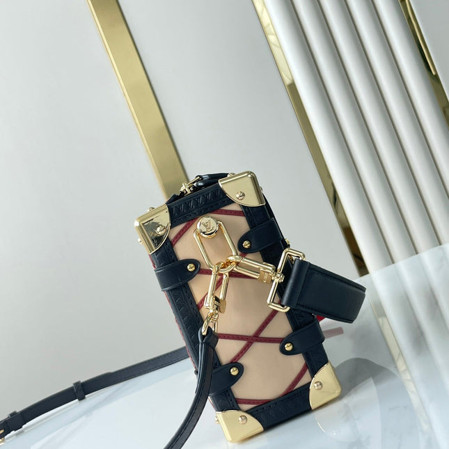 SIDE TRUNK 21 IN BEIGE RED LAMBSKIN WITH CRISS CROSS PATTERN GOLD HARDWARE