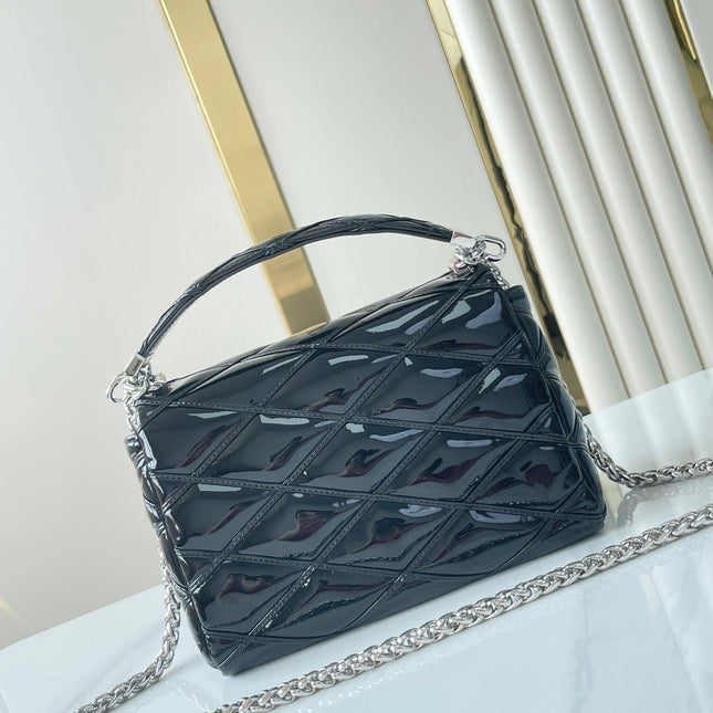 GO-14 MM 23 IN BLACK GLOSSY CALFSKIN SILVER HARDWARE