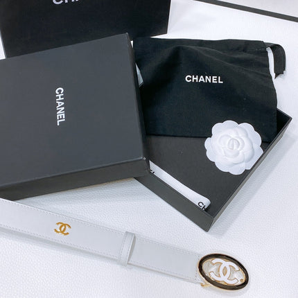 CC 30MM BELT IN WHITE SMOOTH CALFSKIN WHITE MIX BLACK METAL LOGO GOLD HARDWARE
