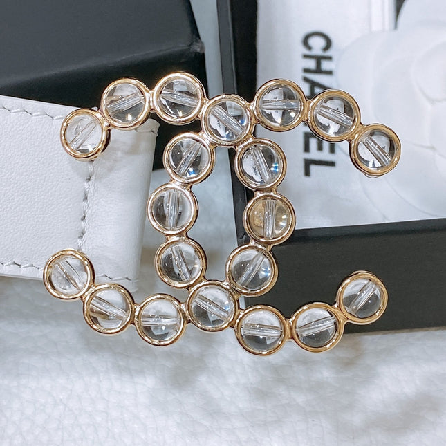 CC BELT 30 MM IN WHITE CALFSKIN PEARL LOGO WITH GOLD HARDWARE