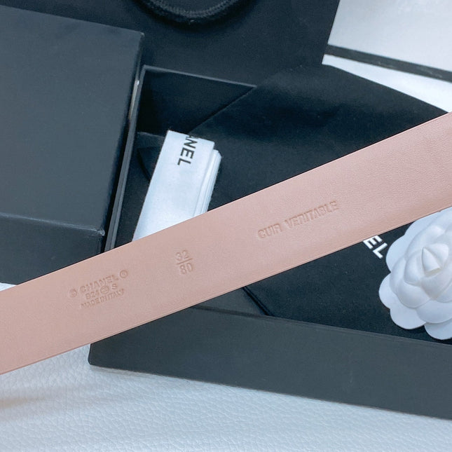CC BELT 30 MM IN ALMOND BEIGE CALFSKIN PEARL LOGO WITH GOLD HARDWARE