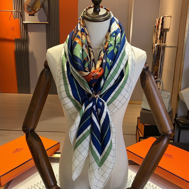 COACHING DEJA-VU SHAWL 135 CM IN COLORFUL CASHMERE AND SILK 379748