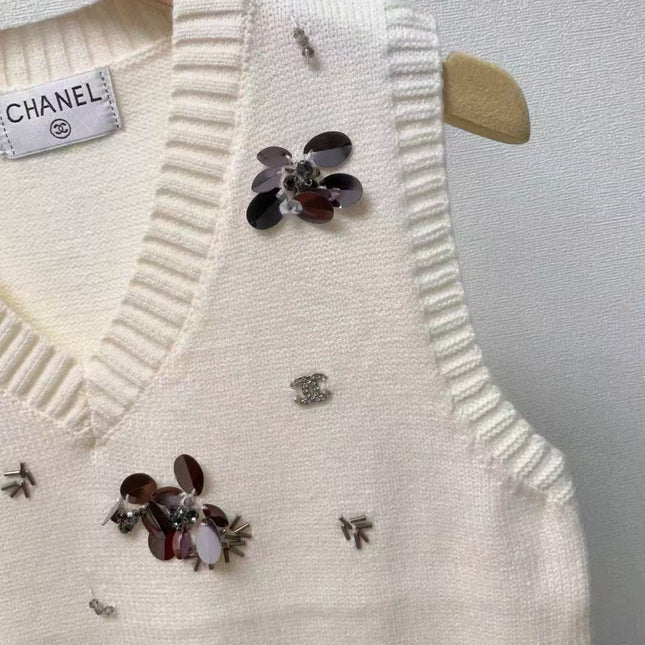 CC Sequined ribbed V-neck knitted vest