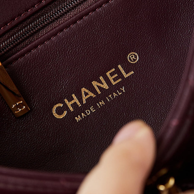 FLAP BAG WITH TOP HANDLE 25 IN WINE RED OIL-WAX LAMBSKIN GOLD HARDWARE