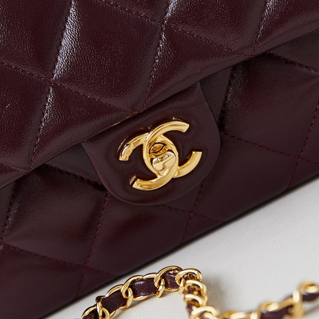 FLAP BAG WITH TOP HANDLE 25 IN WINE RED OIL-WAX LAMBSKIN GOLD HARDWARE
