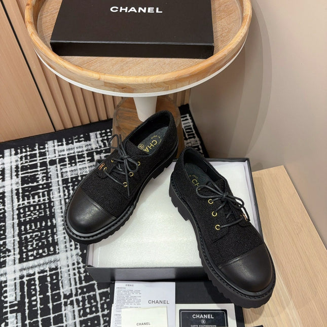 CC OXFORD SHOES IN BLACK TWEED AND CALFSKIN