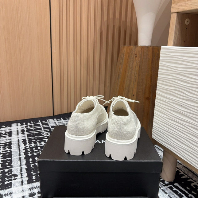 CC OXFORD SHOES IN WHITE TWEED AND CALFSKIN