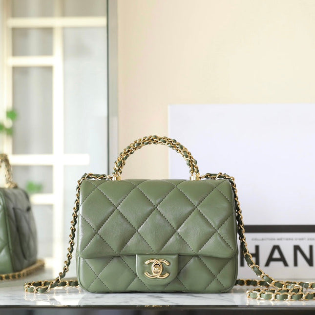 CHANEL 25S FLAP BAG 19 CM IN MOSS GREEN LAMBSKIN WITH GOLD HARDWARE